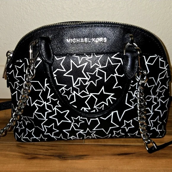 Michael Kors Black and White Star Pattern Women's Bag - Picture 1 of 3